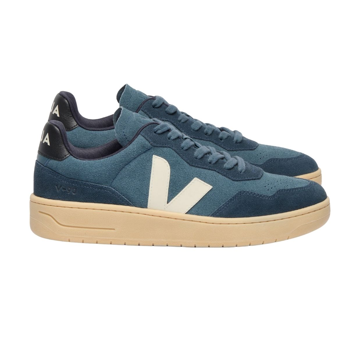 Veja Mens V-90 Suede