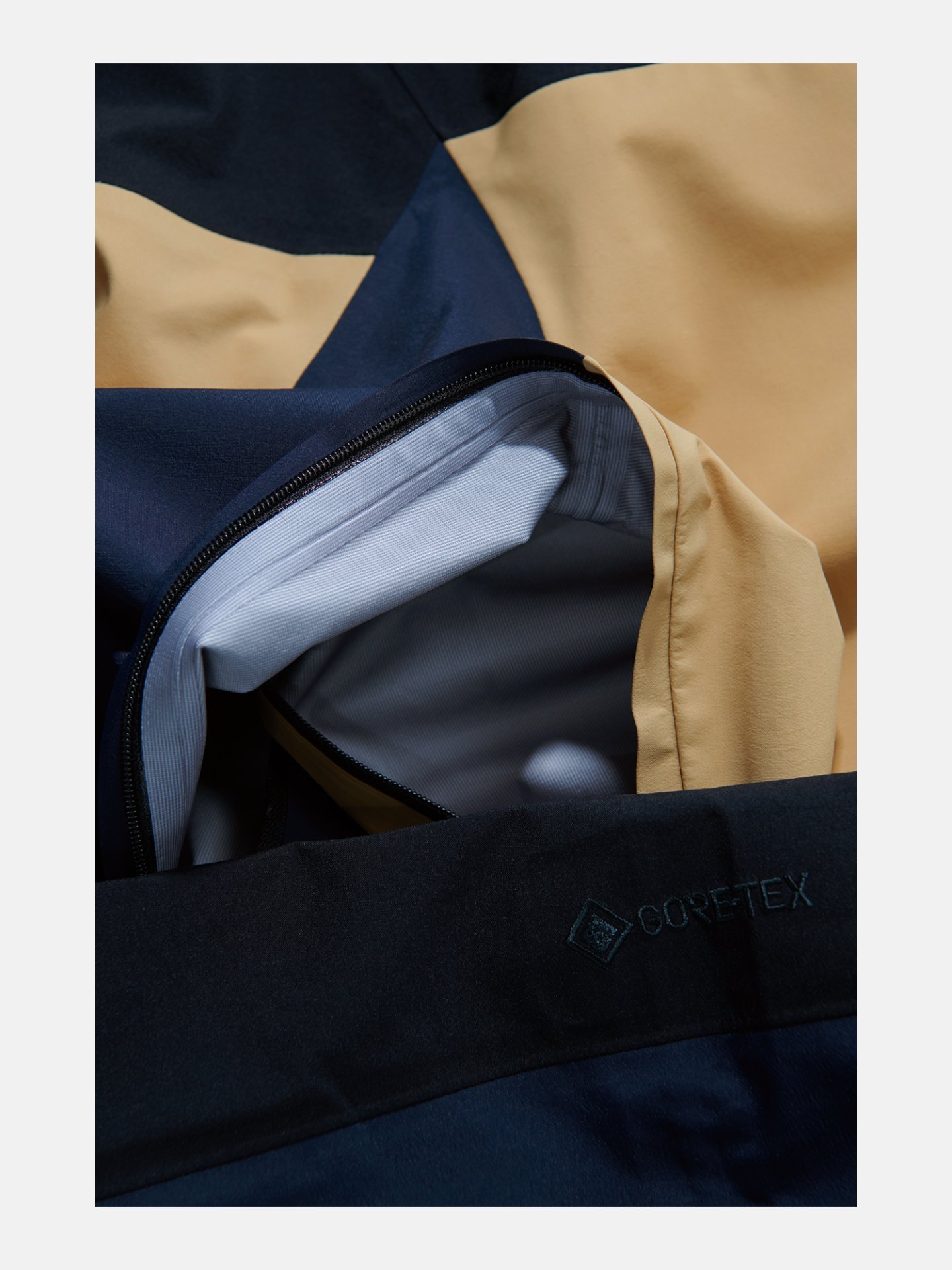 Peak Performance M Gravity Jacket 2021 Peak Performance M Gravity Jacket 2021