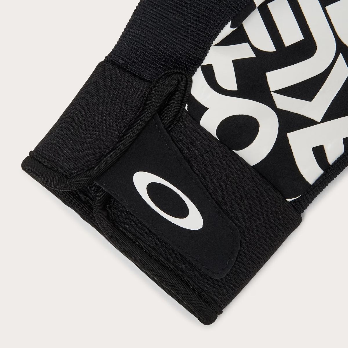 Oakley Factory Pilot Core Glove